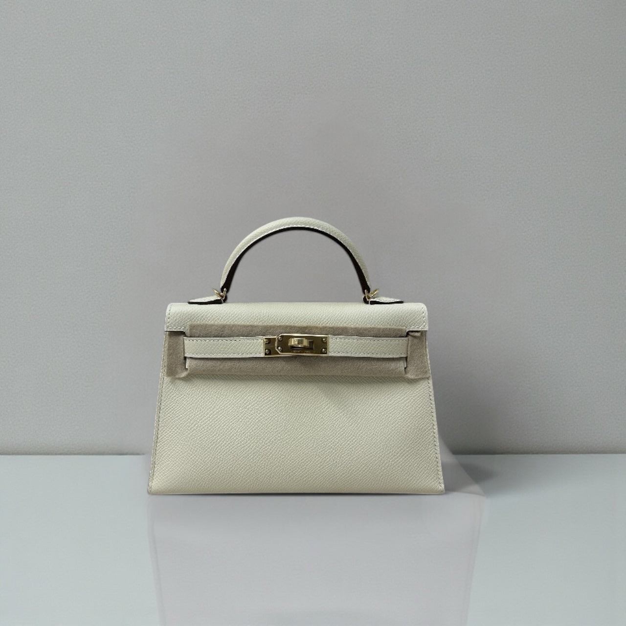 Hermés Mini Kelly 20 Nata Epsom Gold Hardware